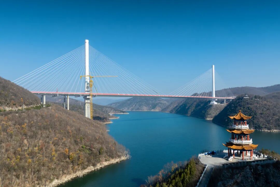 渑淅高速丹江小三峡特大桥全景图