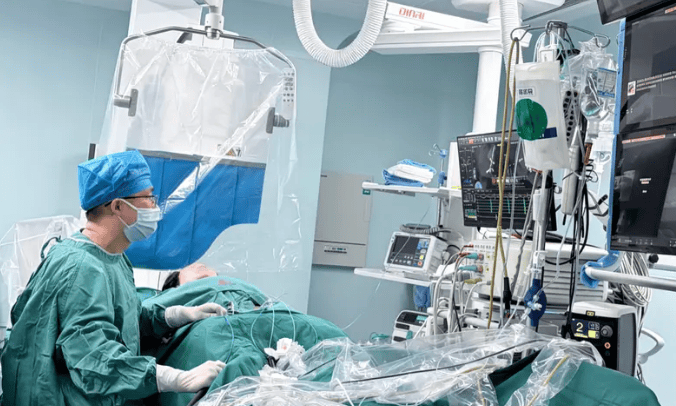 零射线心脏射频消融术