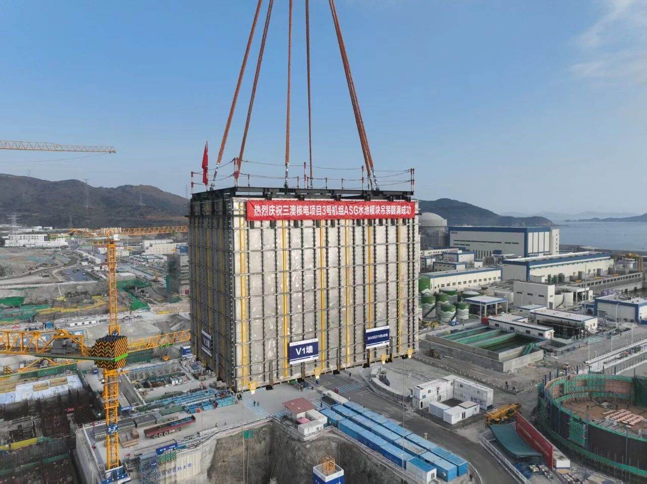 2026年2月8日ASG1110BA不锈钢水池模块吊装完成