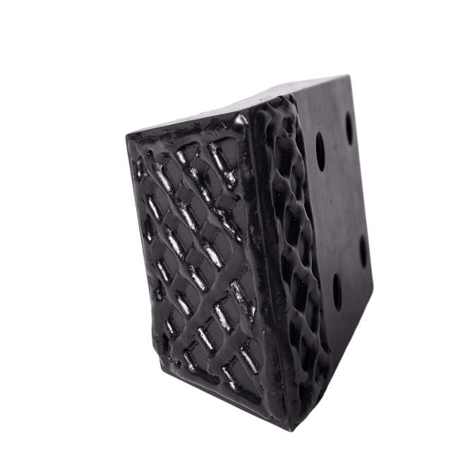 Ferramenta para solo macio