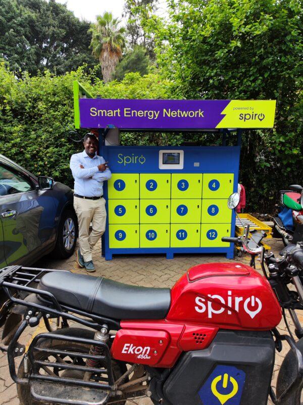 电池交换站现场图片