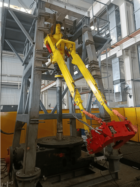 顶驱下套管装置 