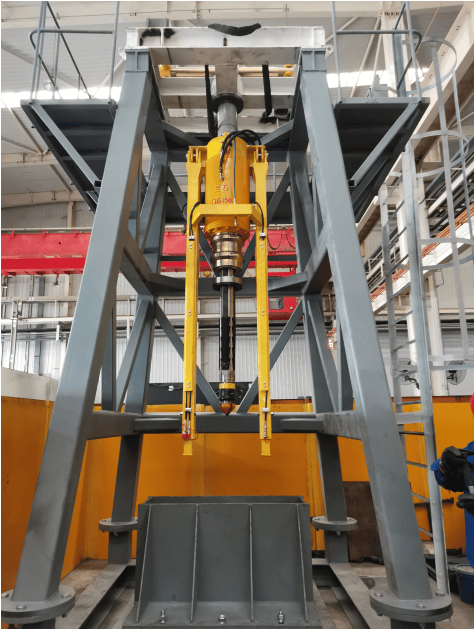 顶驱下套管装置 