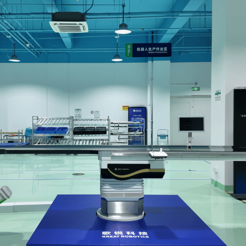 “牛顿HyperCradle”：智能全碳纤维重载摇篮介入/外科手术床