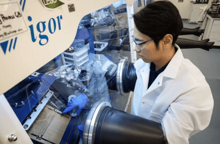 Chen-Jui (Ben) Huang, a postdoctoral researcher at the UChicago Pritzker School of Molecular Engine