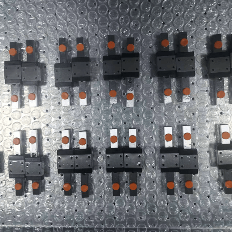 达沃鑫精密导轨，为智能制造提供高精度传动支撑