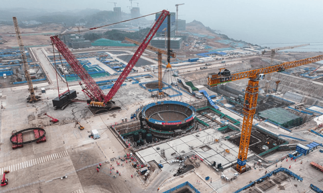 广西核电白龙核电项目一期工程建成投运后，年发电量约200亿千瓦时，可节约标煤约600万吨，减碳约1600万吨。