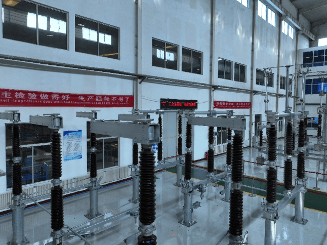 GW4-252kV 隔离开关