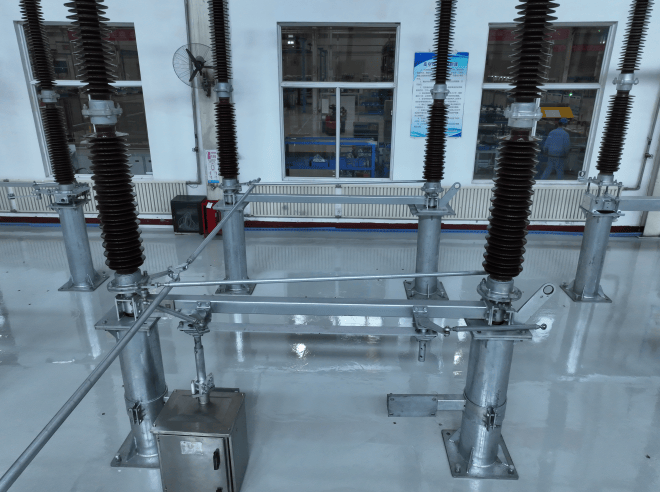 GW4-252kV 隔离开关