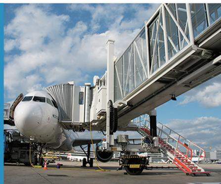 混合驱动式登机桥