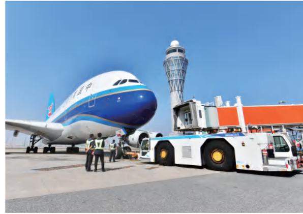 WGQY系列 大型飞机牵引车(内燃式)