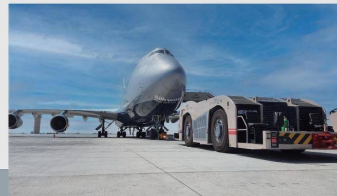 GT50D 飞机牵引车(电动式)  虎跃造型设计·电机直驱型