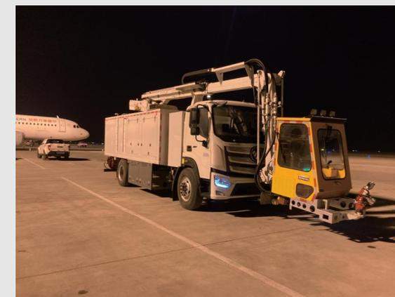 WGCB系列 飞机除冰车(电动即热式) 磷酸铁锂电池