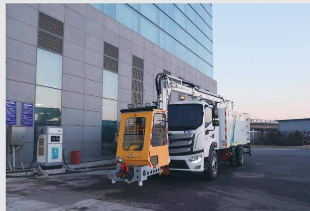 WGCB40PD 飞机除冰车(电动预热式) 磷酸铁锂电池