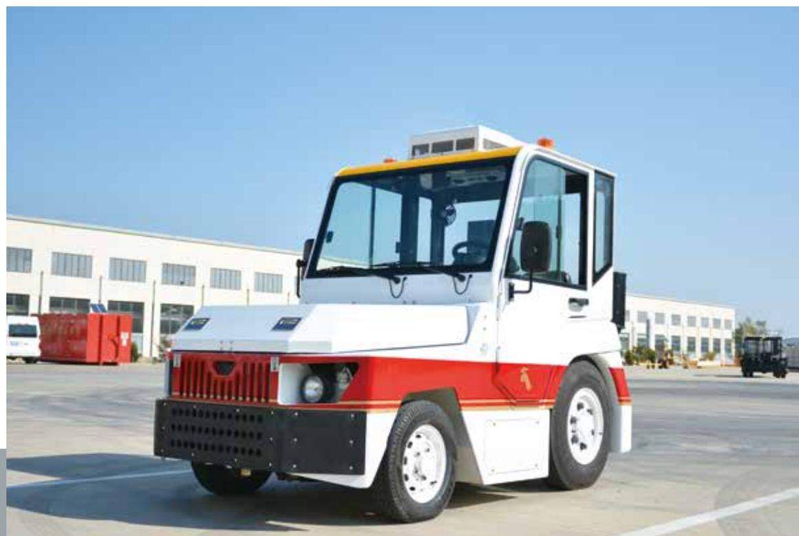 GT4 Baggage Tow Tractor