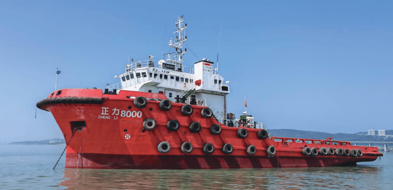 «Zhengli 8000» — трехфункциональный буксир