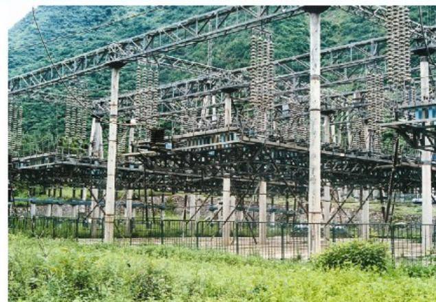 输电系统用串联补偿装置