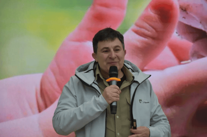 艾益农农作物部农艺师Ricard