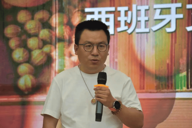 艾益农客户代表张东亮