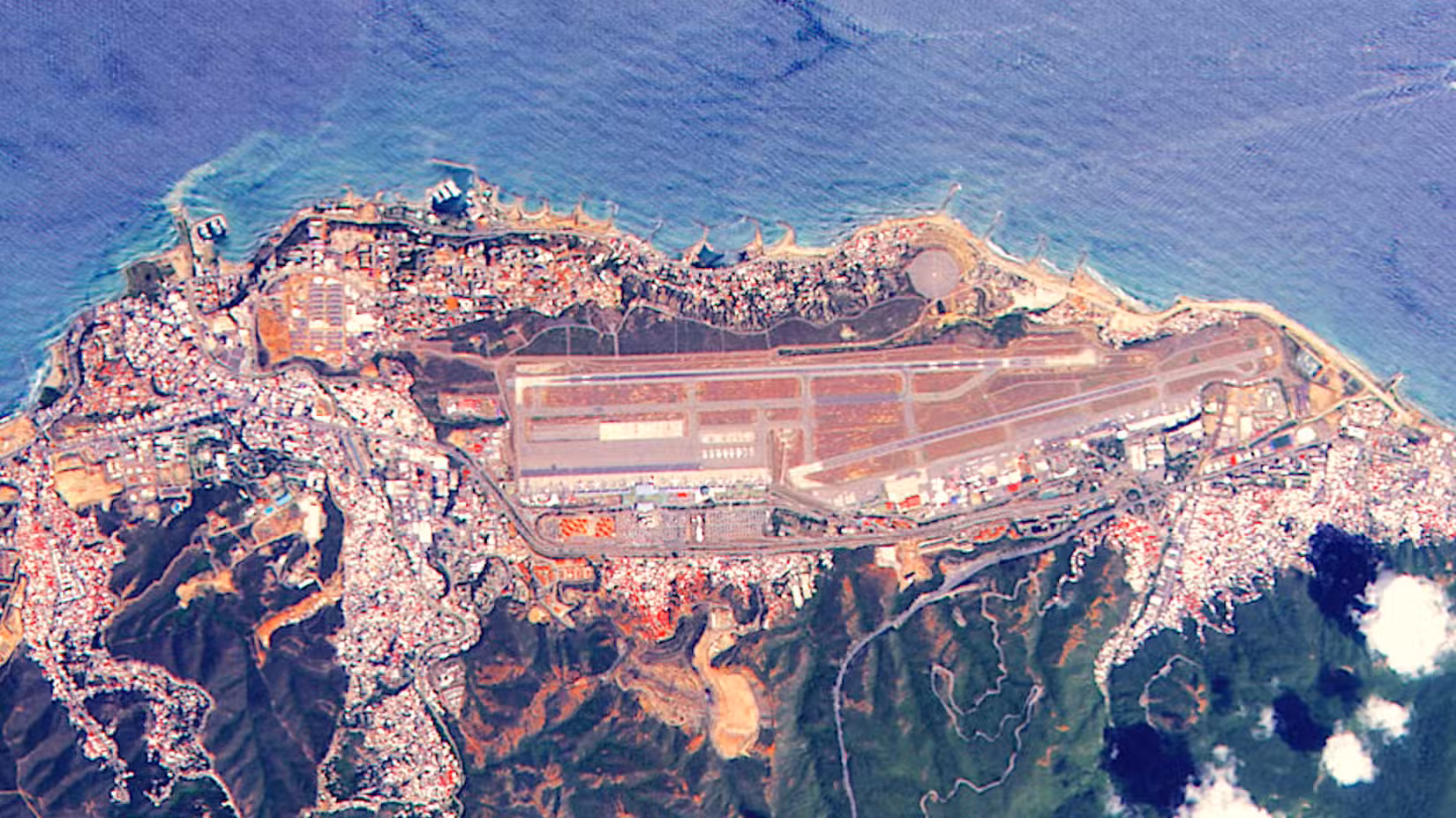 Caracas airport from satellite