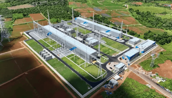 已建成投运的500千伏椰城变电站全景。