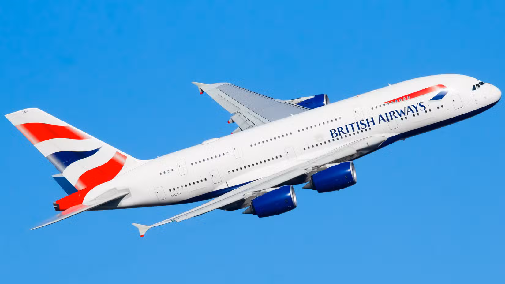 一架英国航空A380从伦敦希思罗机场起飞