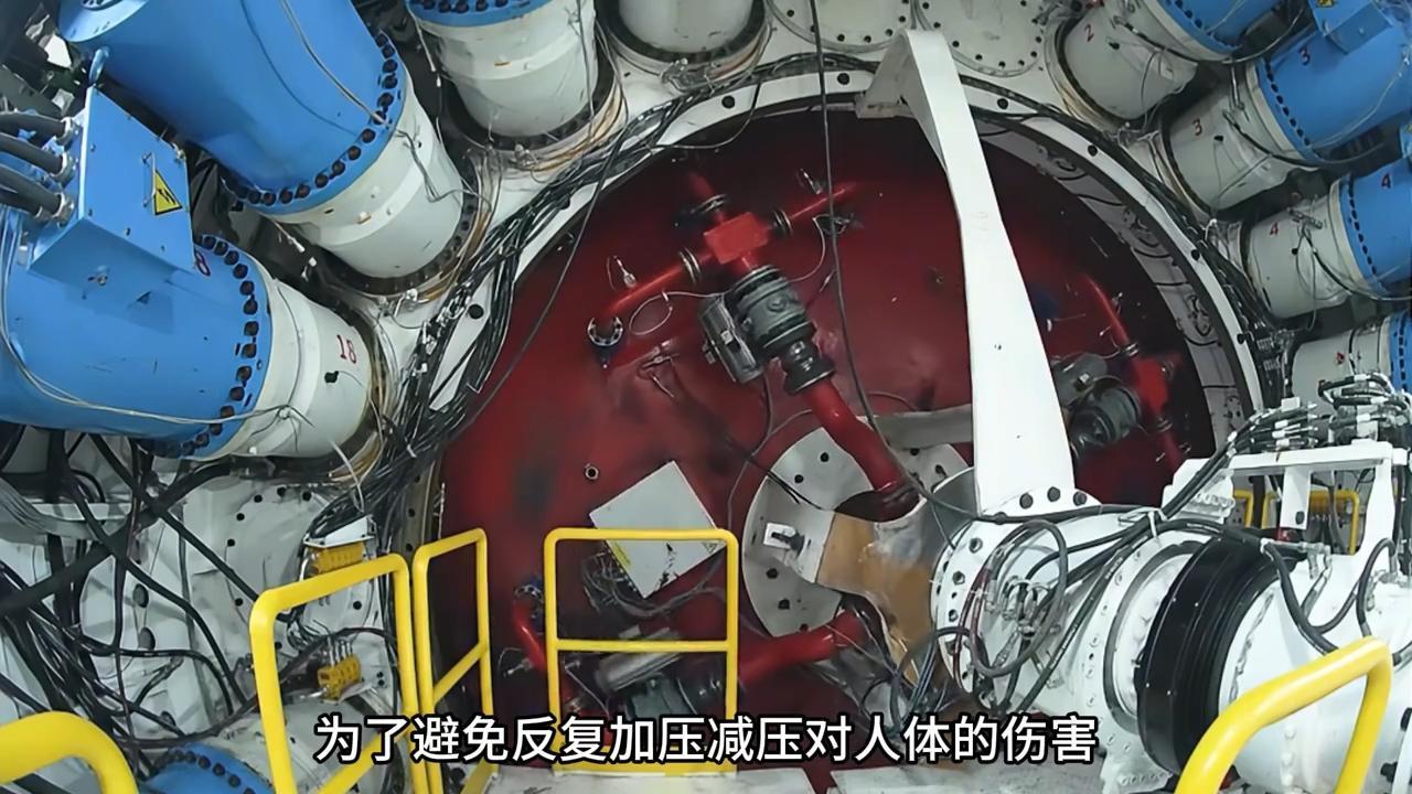 盾构机是怎么修建世界上最长海底隧道的？