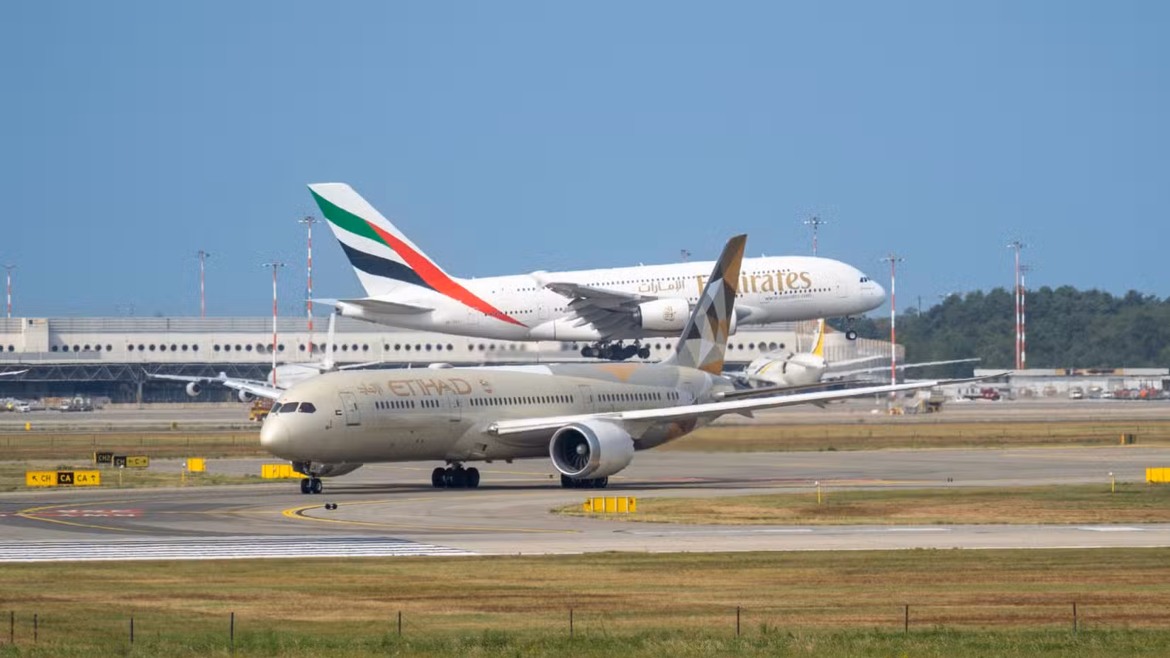 阿提哈德航空787与阿联酋航空A380