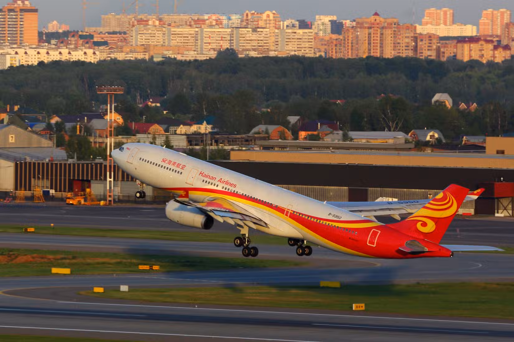 海南航空A330起飞