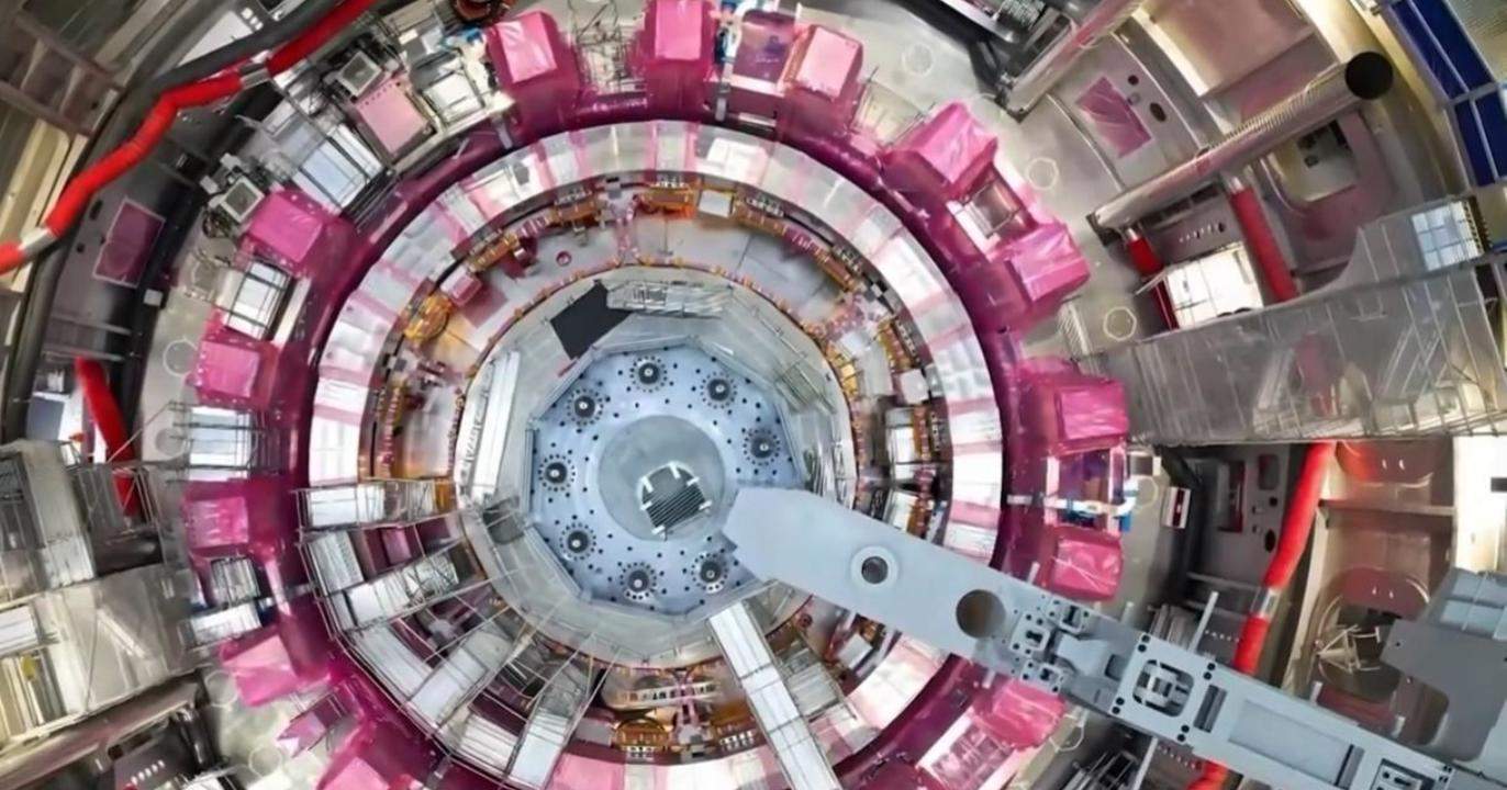 China continues breakthroughs on artificial sun #ArtificialSun #FusionEnergy #ChinaTech #CleanEnergy