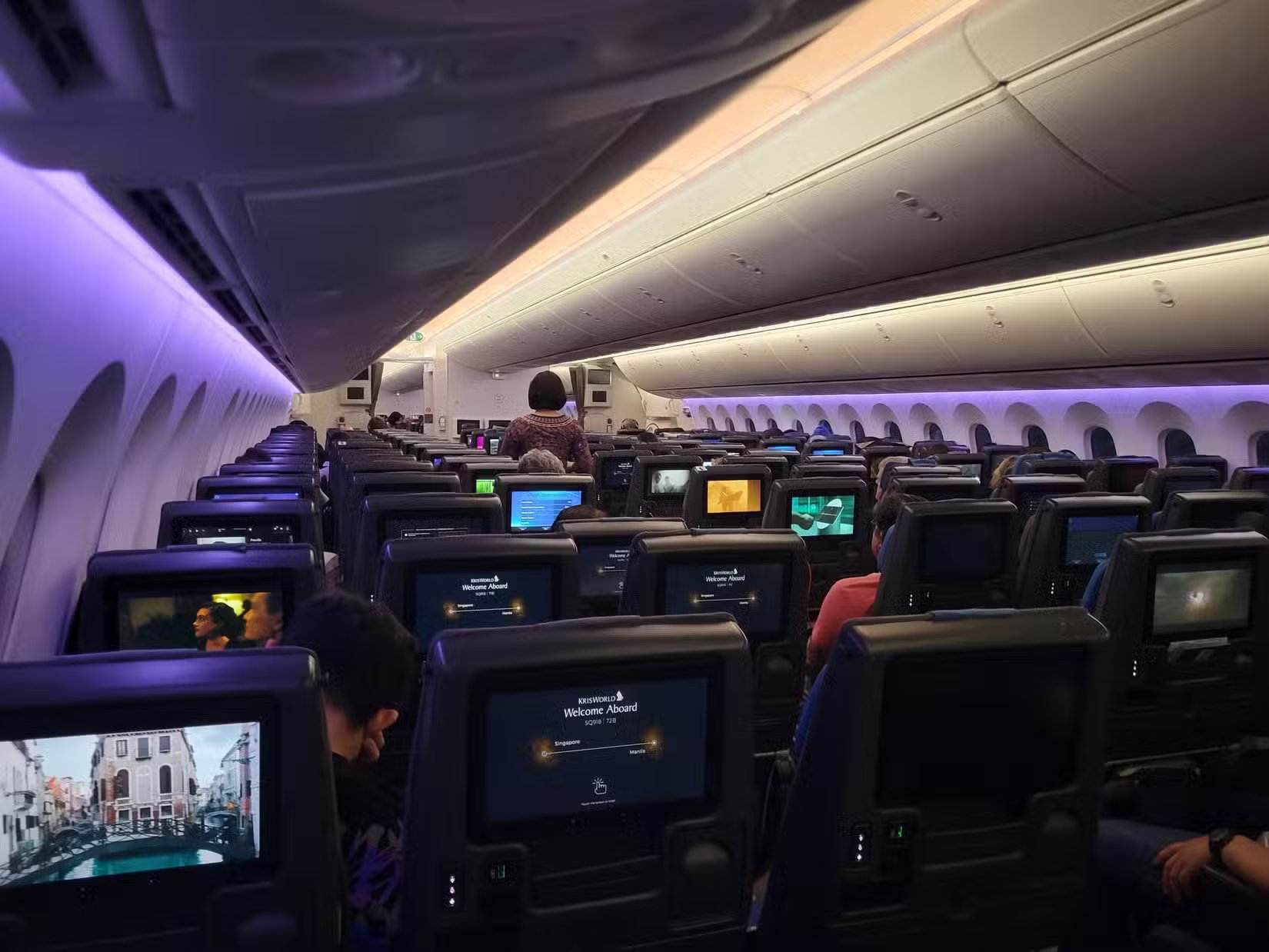 新加坡航空波音787-10经济舱