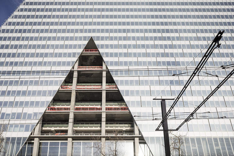 Herzog & de Meuron 设计的巴黎三角塔楼即将竣工 - 9 的图像 9