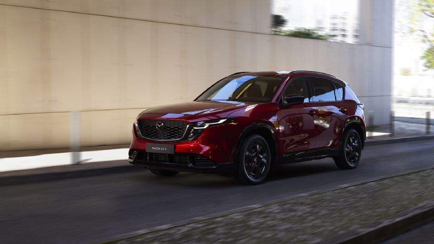 Mazda wählt PTC Codebeamer für die softwaredefinierte Fahrzeugentwicklung