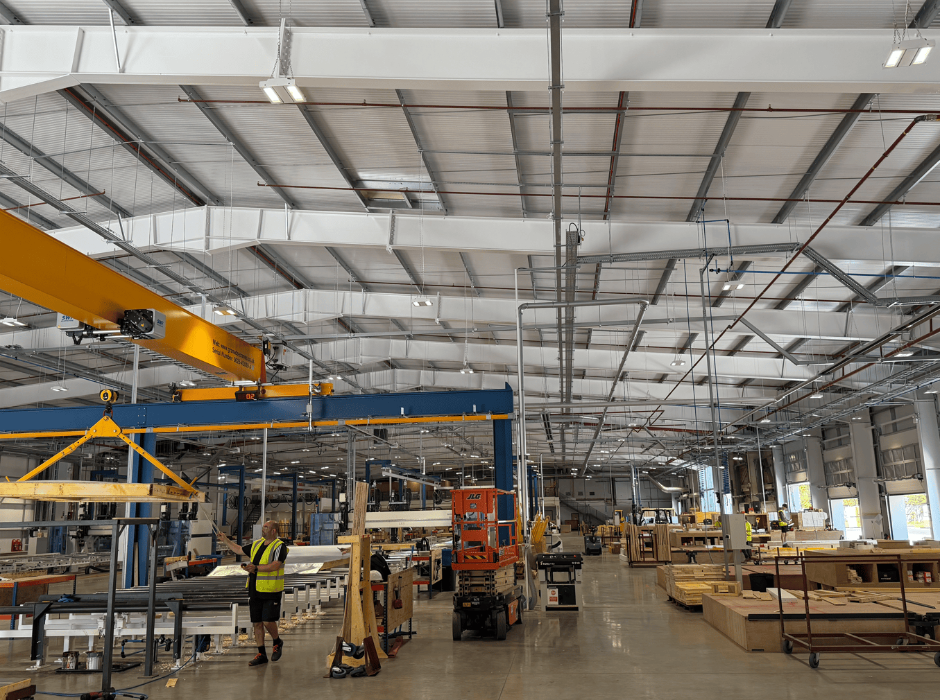 Oregon Timber Frame 完成 2500 万英镑总部扩建的最终阶段