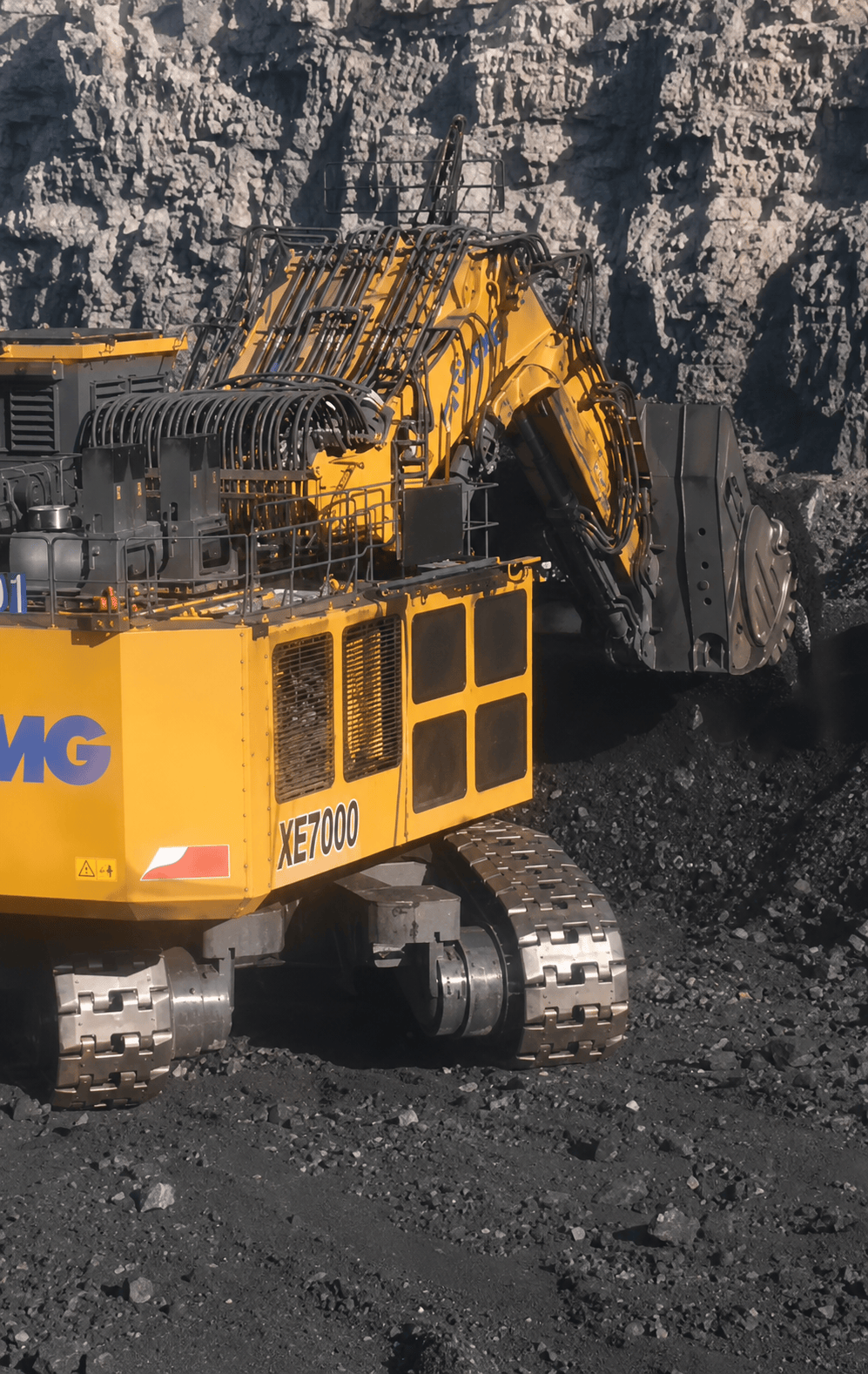 Le XCMG XDE440: le plus grand camion minier au monde #camion #mine #lesaviezvous #industrie #xcmg #f