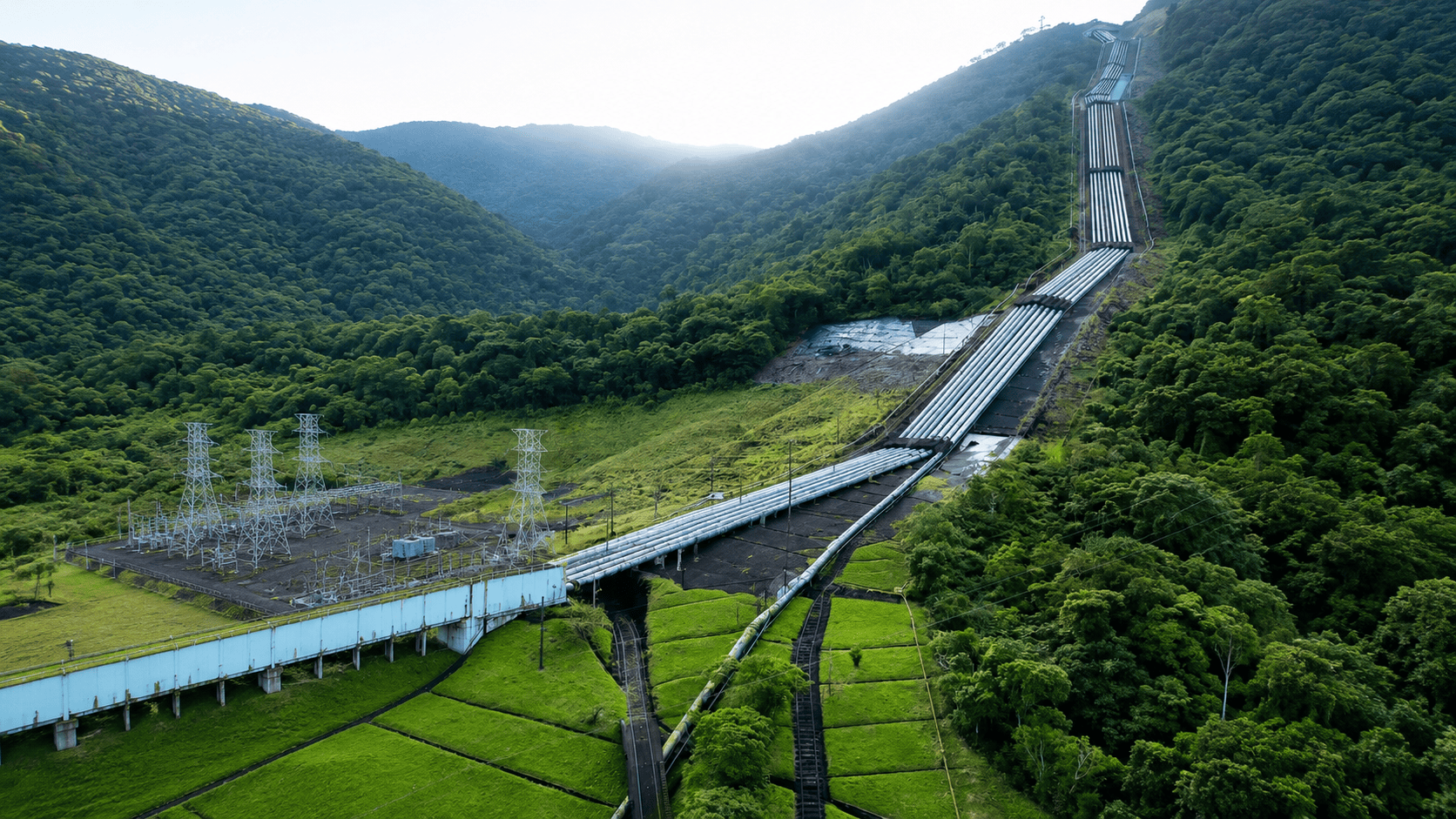Você já reparou nas enormes tubulações que descem a Serra do Mar pela Rodovia Anchieta Muita gente i