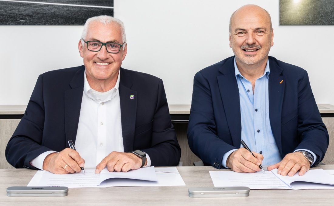 Ferdinand Munk (left) with Massimo Grossele of Gromet/Axolift