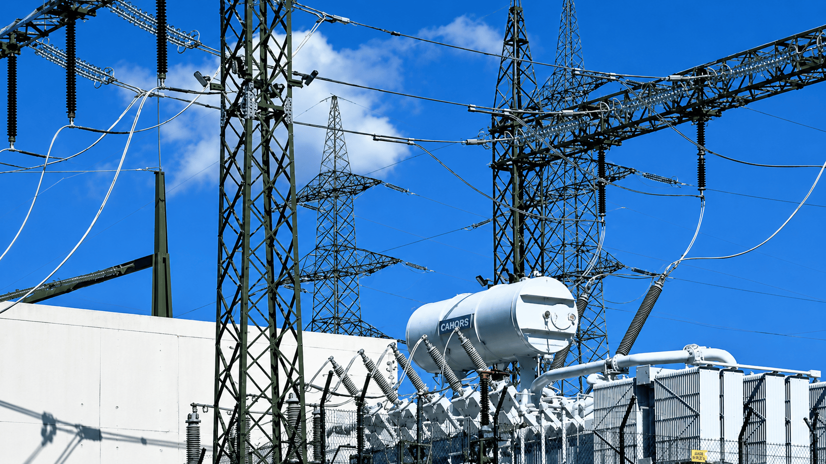 No importa que giren lento… lo importante es cómo aprovechan la energía. ?️⚡ Las turbinas transforma