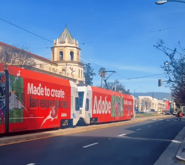+8 El tren ligero es un sistema de transporte eléctrico urbano, versátil y eficiente, ideal para zon