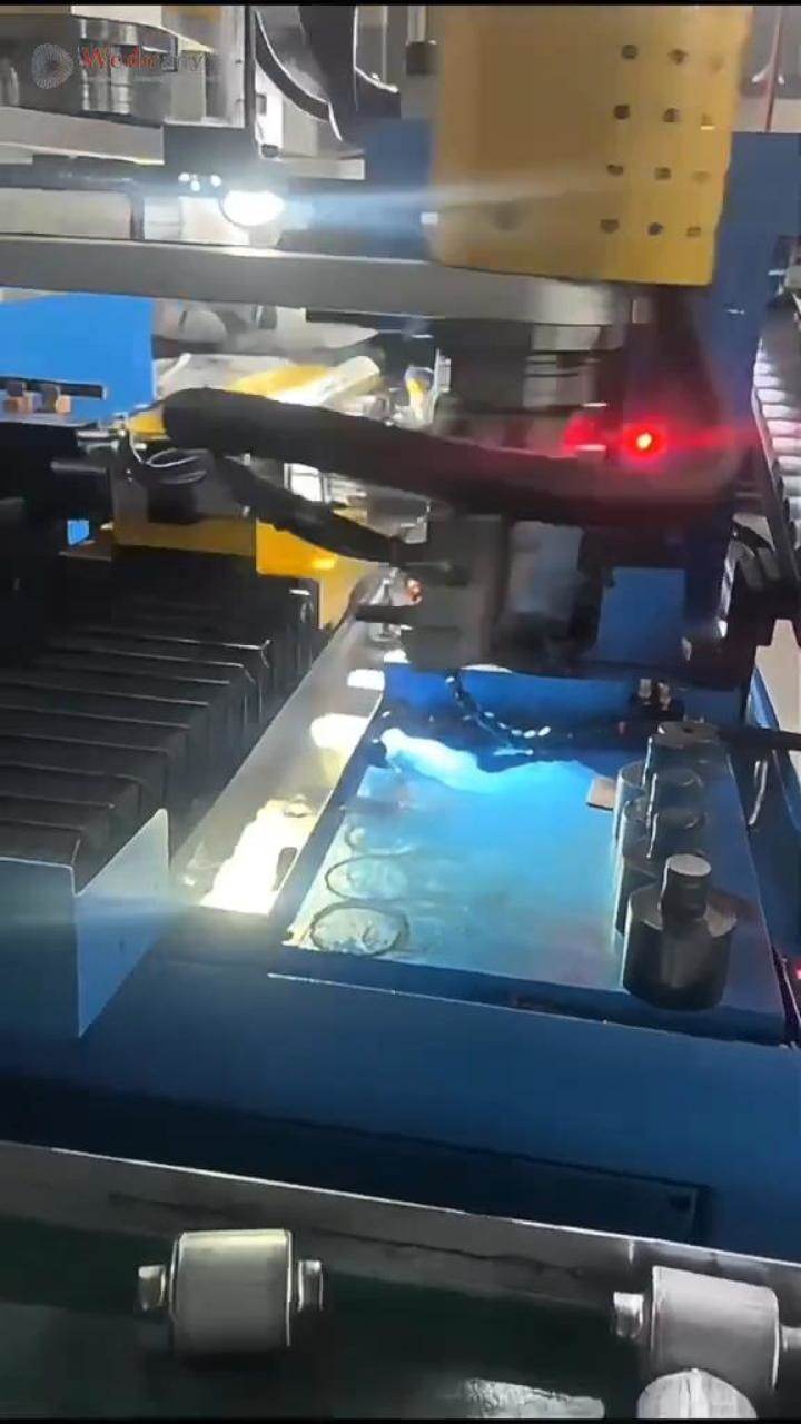 Automated forming production line for automobile mufflers#Automotivetubemachinery#machine #caraccess