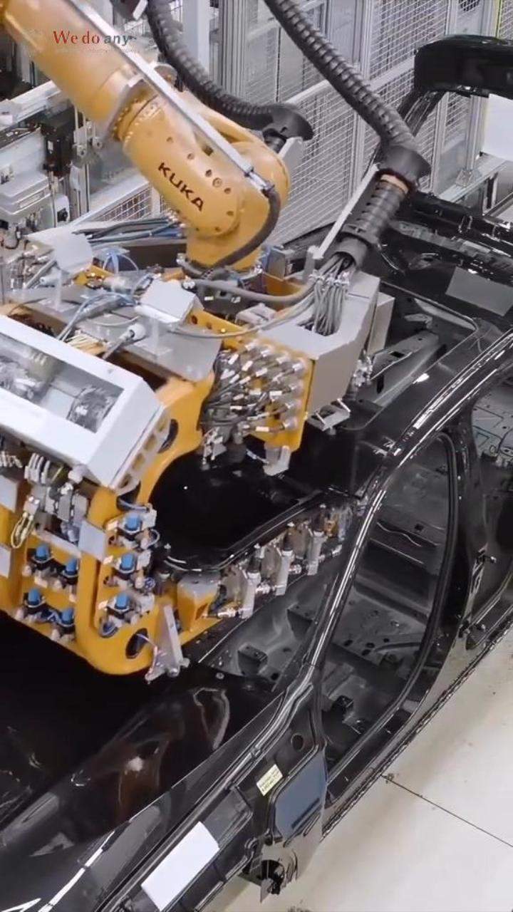 BMW X4 Production Line #bmw #bmwlife #bmwclub #carwork #carlife #cartok #carguy #factory #manufactur