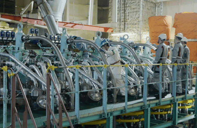 Comissionamento do motor principal.