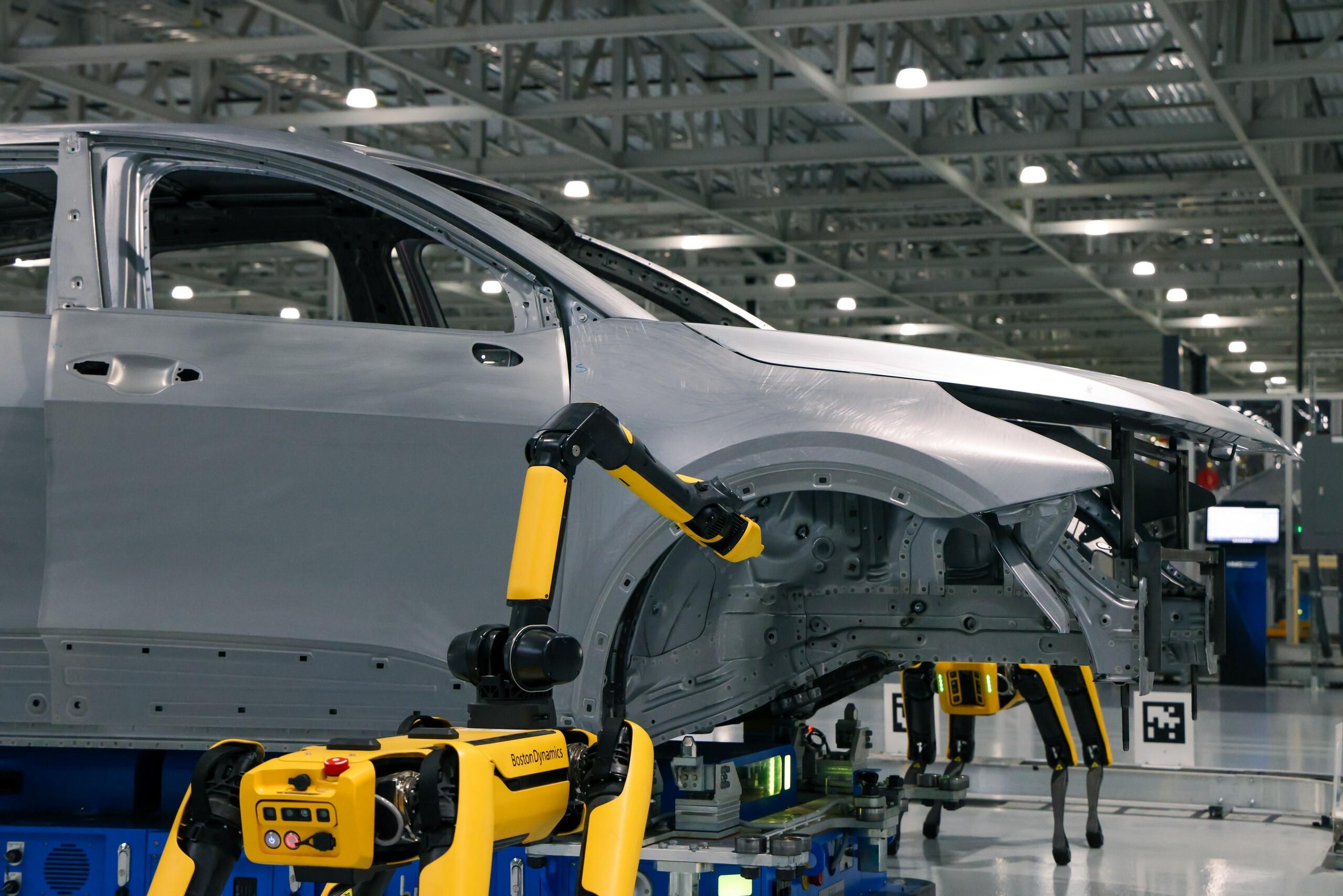 Hyundai construiu uma fábrica na Geórgia que produzia apenas veículos elétricos e agora começa a produzir modelos híbridos da Kia