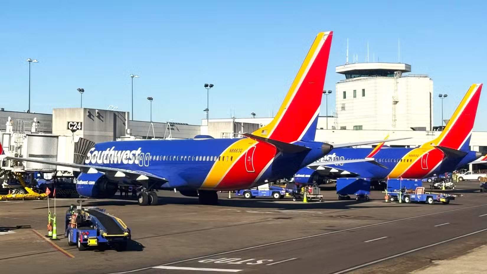 Southwest Airlines 737 in Nashville