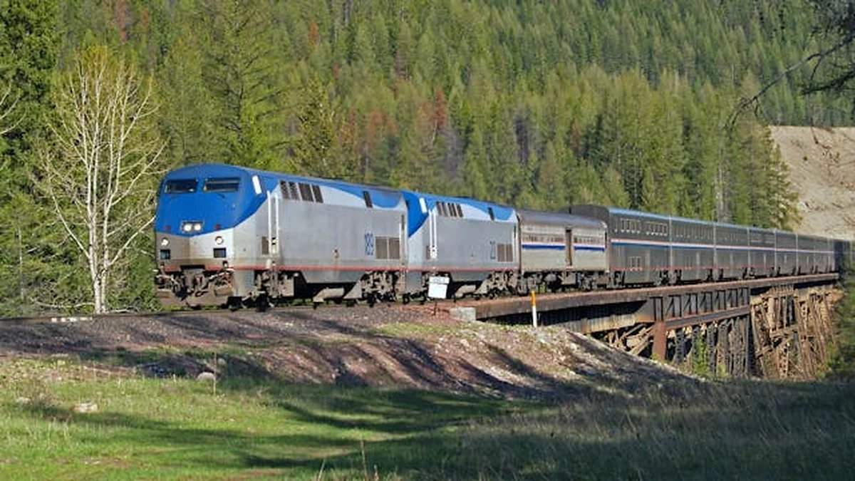 Guia do trajeto de trem de Toronto para a cidade de Nova York
