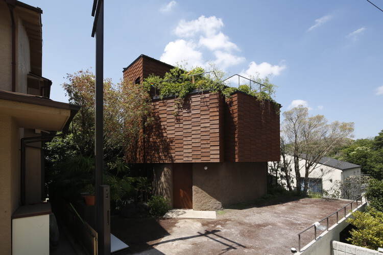 Tsuyoshi Tane: "A Place Remembers What Happened" - Image 2 of 8