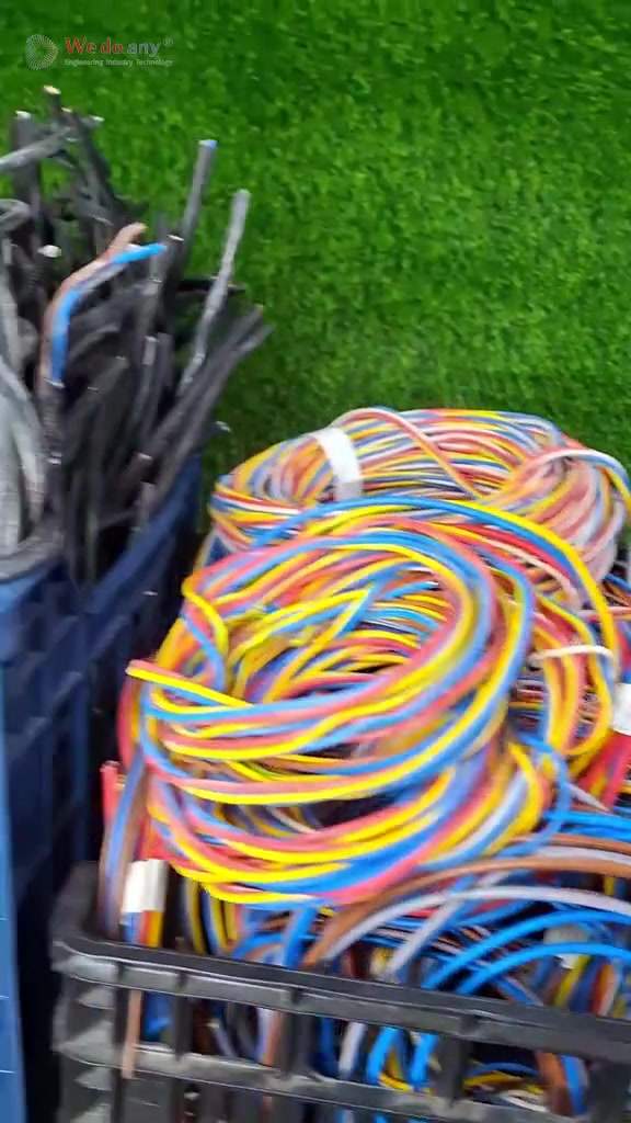 I invested 300 dollars in 270 pounds of scrap wire.#copper #cuivre #stripper #cobre #scrapmetal 