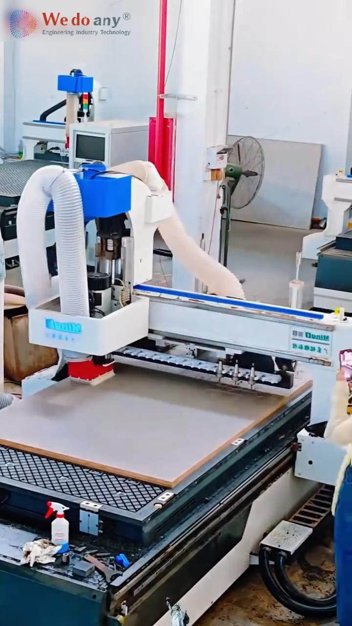 This Machine Carves Perfect Wood Designs… Automatically!#CNCWoodCarving #EngineeringMagic #MindBlown