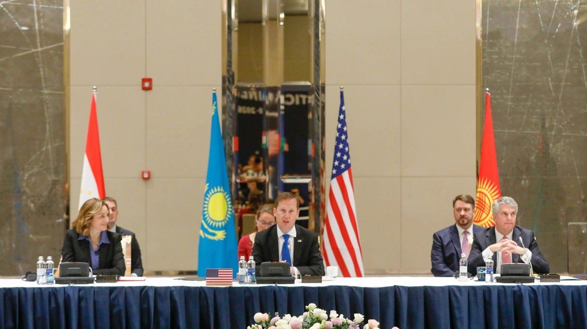 Kasachstan lädt US-Unternehmen zur gemeinsamen Erschließung kritischer Mineralien ein