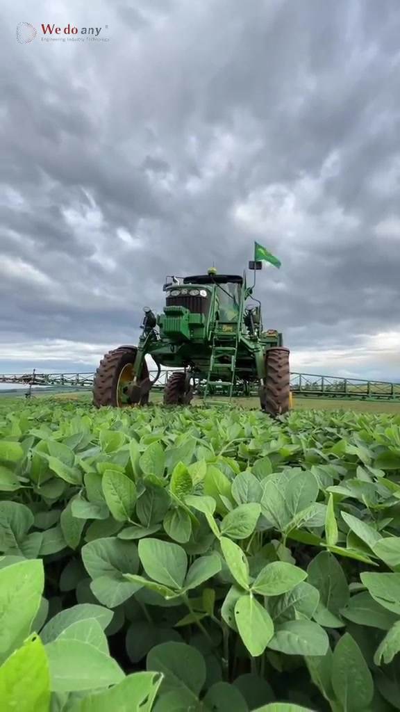 Linda tomada!!! O Agro Brasileiro da show!!  #agro #fazenda #agricultura #soja #mato #maquinas